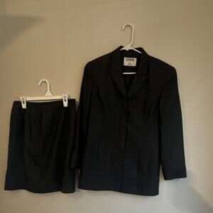 Kasper ASL Women’s Plaid Skirt Suit Set 2pc Gray/Black Size 4 Notch Lined
